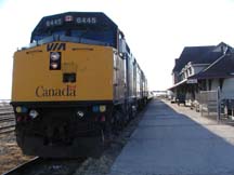 Train.2x3.JPG (6649 bytes)